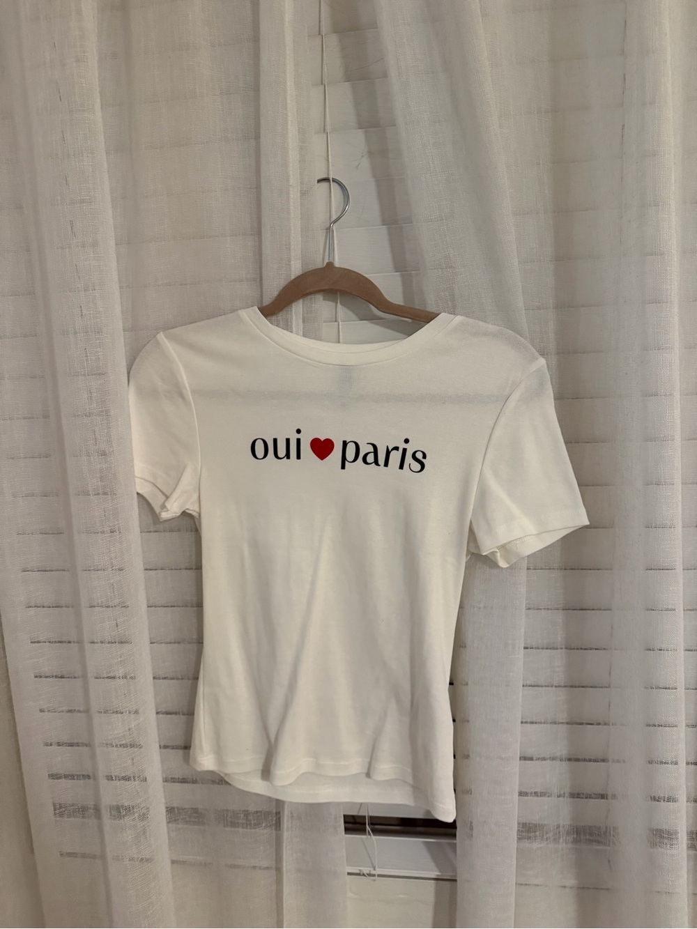 H&M White Tee with Black 'oui' and Red Heart Paris Graphic
